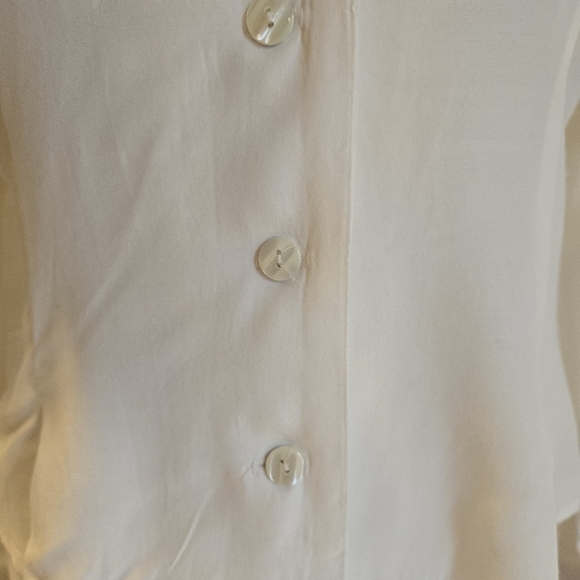Tarazzia Victorian Romance Style Ivory Blouse Hand  Made Collar Pearl Coquette M - Picture 4 of 12